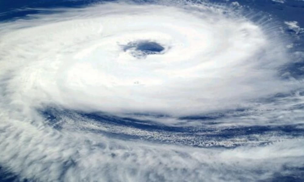 Ινδία: Εκκενώνουν περιοχές ενόψει του επερχόμενου κυκλώνα